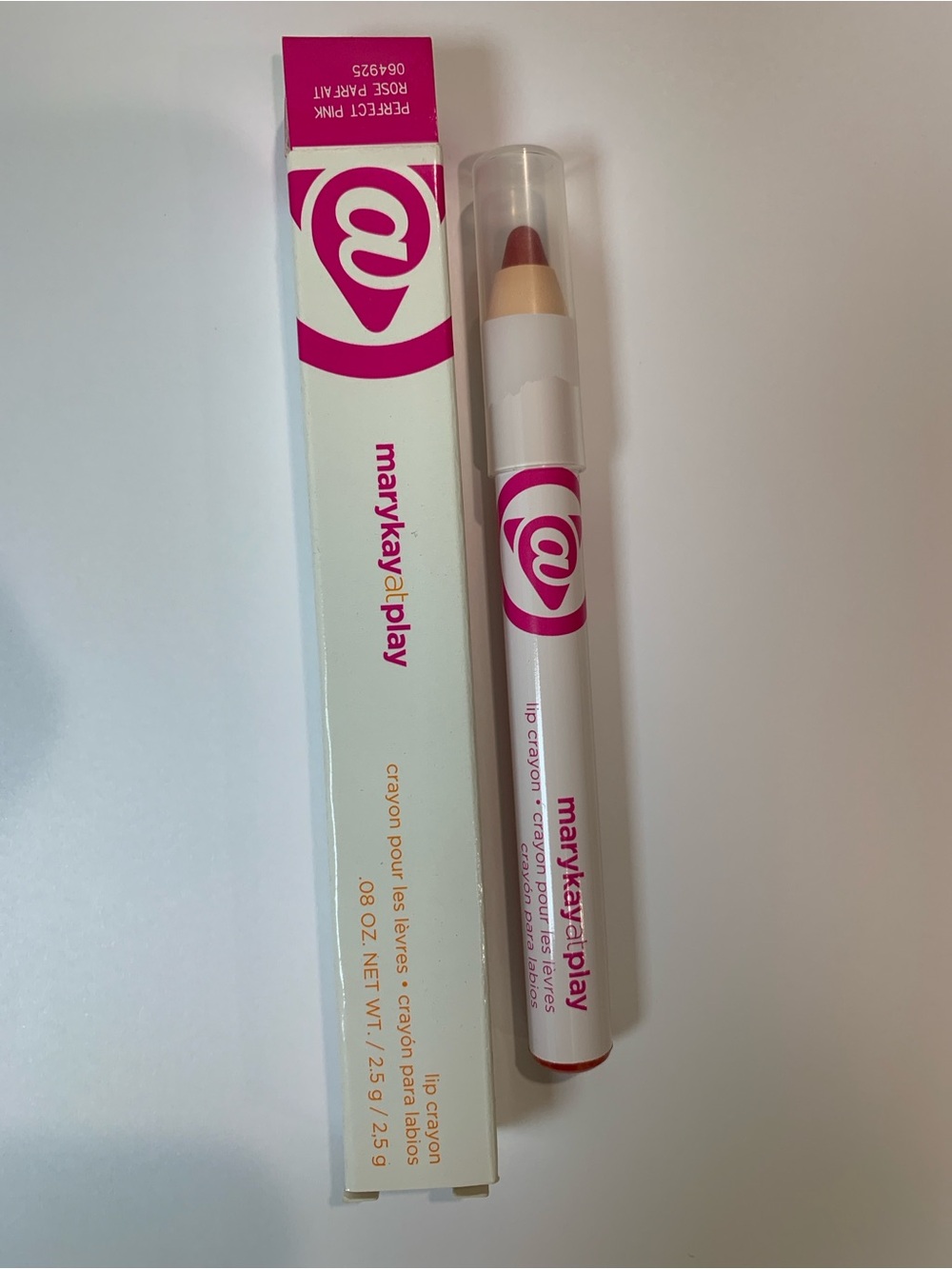 PERFECT PINK Lip Crayon
